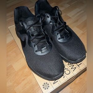 Women’s Nike sneakers